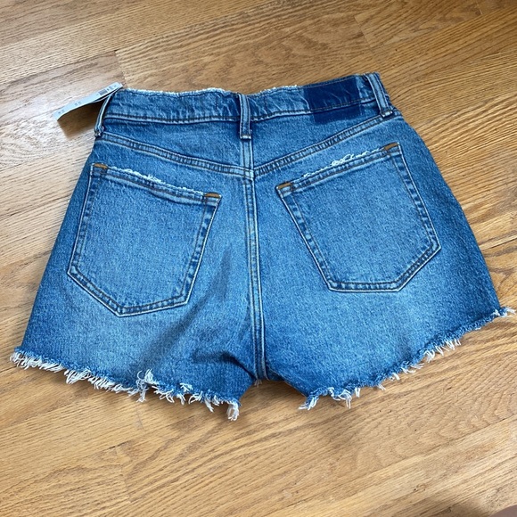 NWT Abercrombie and Fitch Curve Love Mom Shorts Size 26 - Picture 3 of 4